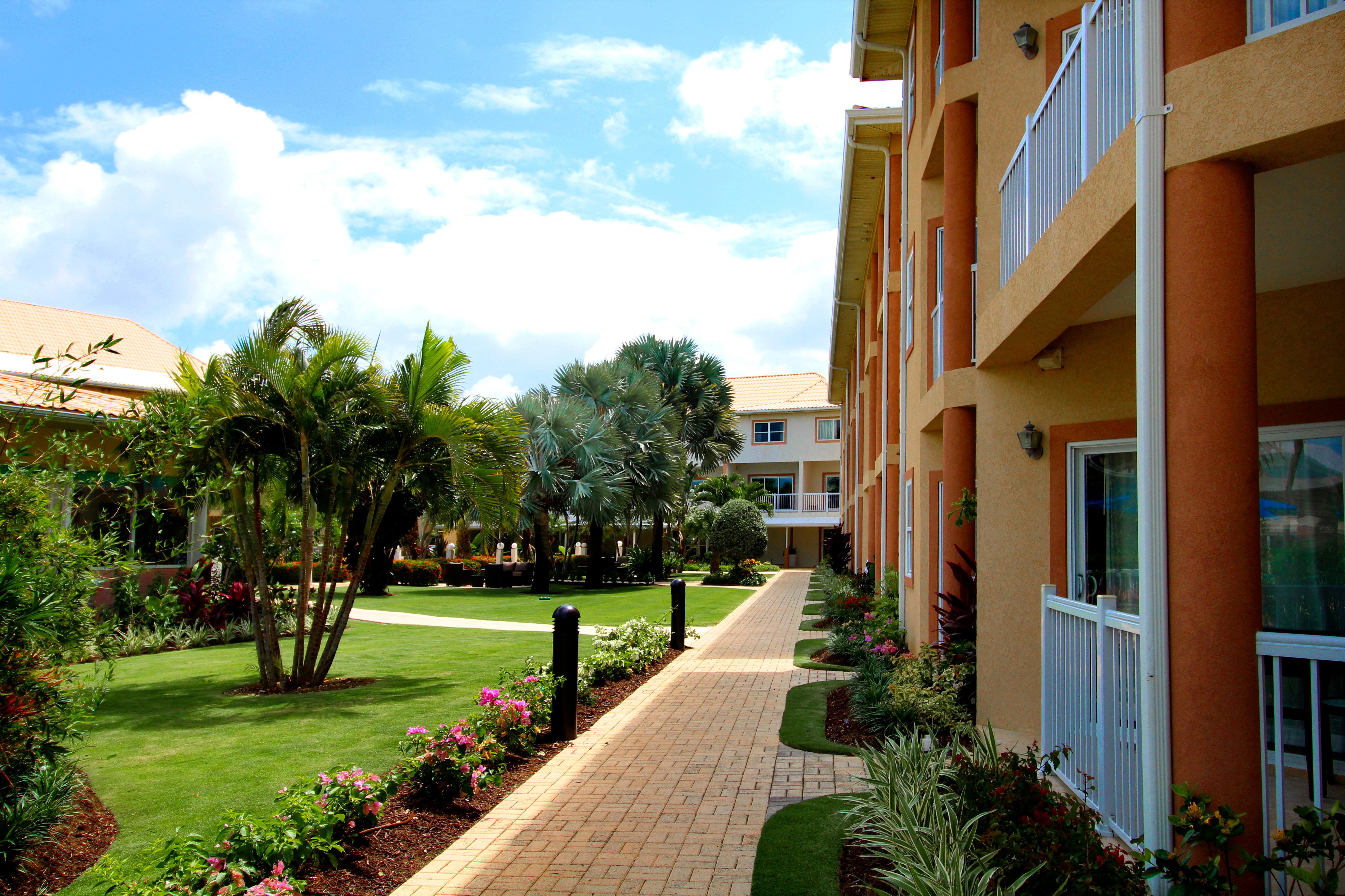 Holiday Inn Resort Grand Cayman By Ihg (Adults Only) West Bay Exterior foto